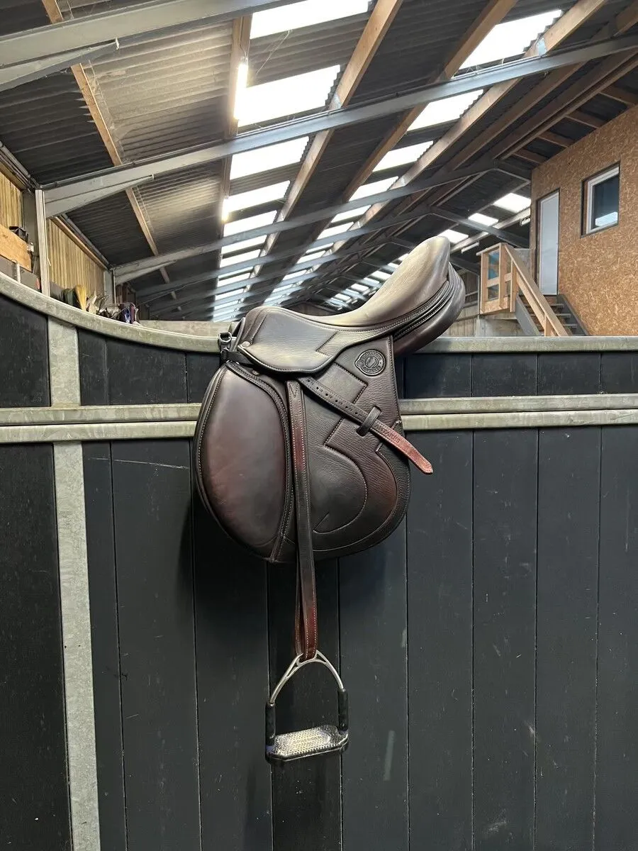 Antares Jumping Saddle for Sale