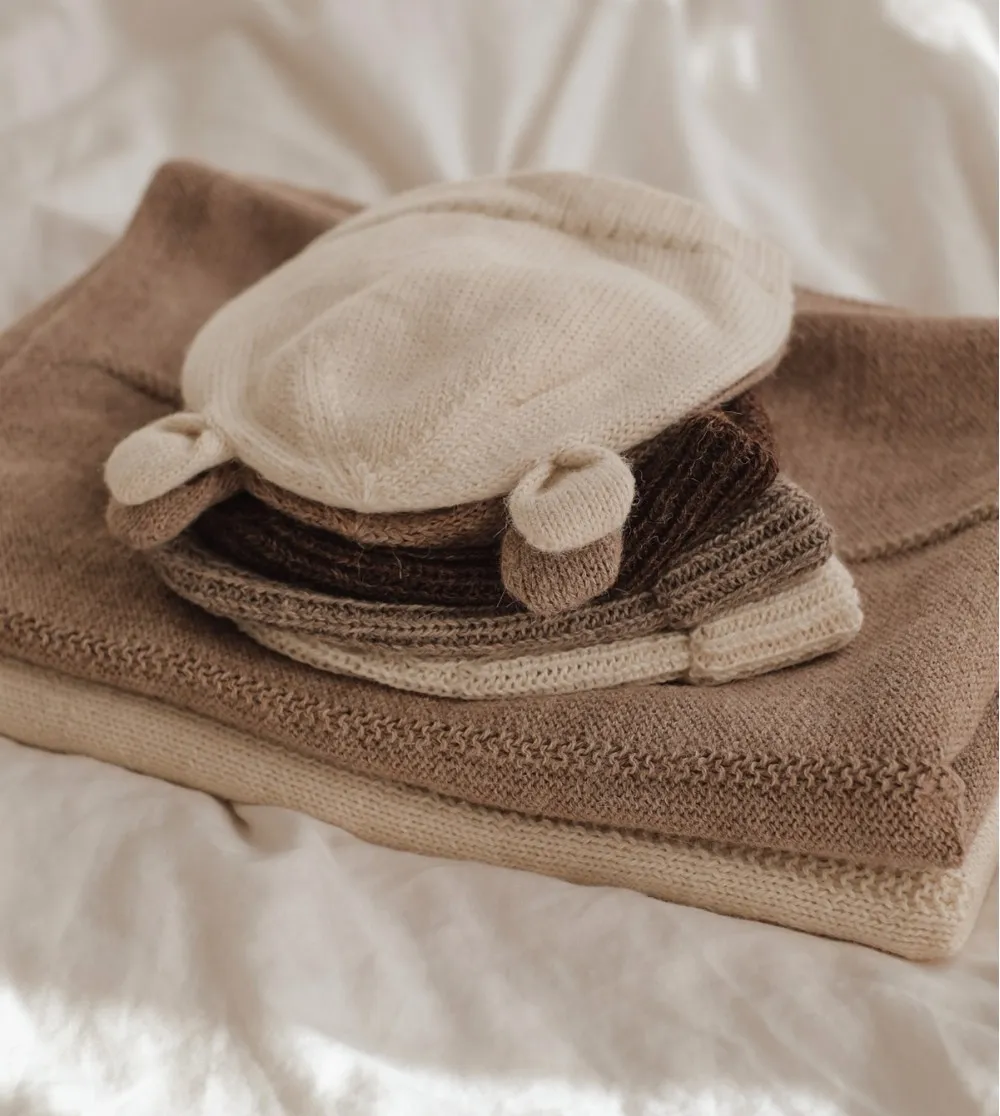 Bonnet bébé tricoté ourson 