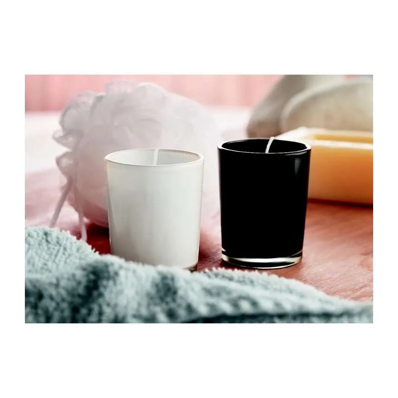 Bougie dans un verre