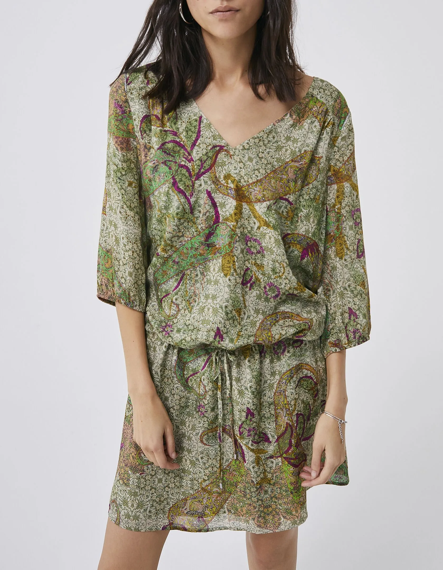 Robe imprimée cachemire pour femme.